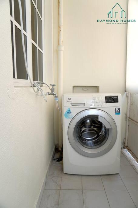 Appartamento 99 Kelawei George Town Esterno foto