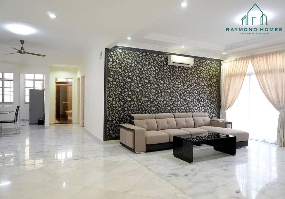 Appartamento 99 Kelawei George Town Esterno foto