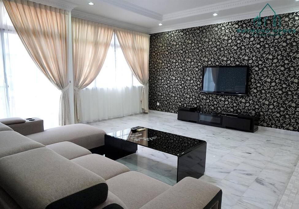 Appartamento 99 Kelawei George Town Esterno foto