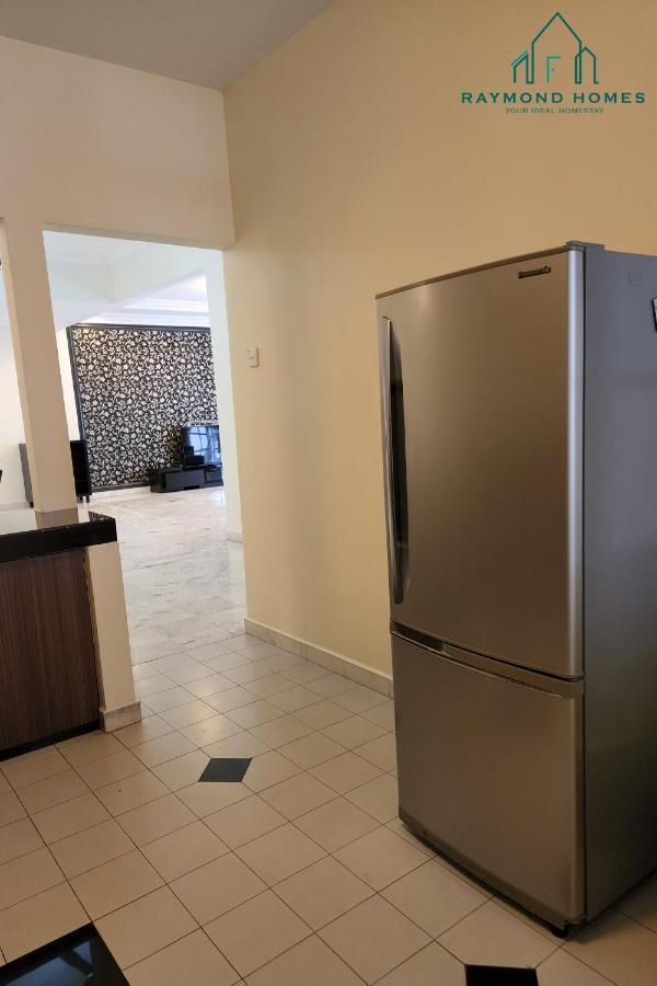 Appartamento 99 Kelawei George Town Esterno foto